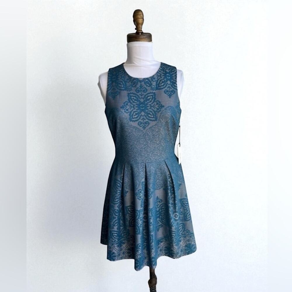 ANTHROPOLOGIE ISLA MAUDE BLUE EMBROIDERED DRESS SLEEVELESS SMALL